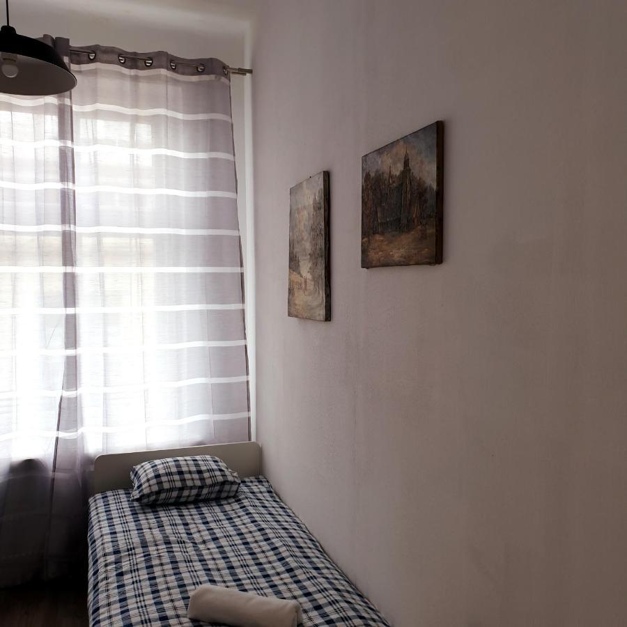 Centrum Artlwowska Varsovie Extérieur photo
