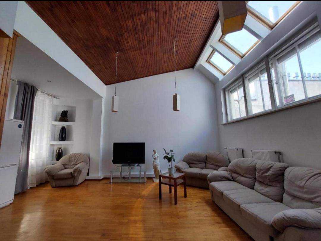 Centrum Artlwowska Varsovie Extérieur photo